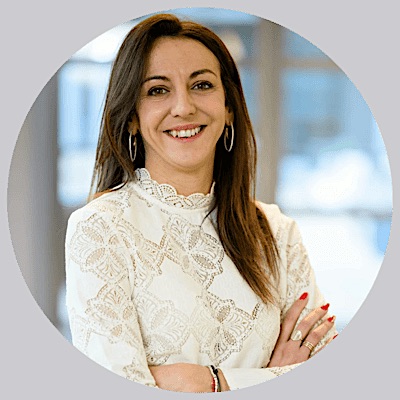 Jessica Sola, Agent général d'assurance – Abeille Assurances